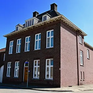 Apartment In De Achtste Hemel, Schimmert